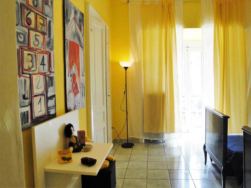 Garibaldi Holiday House Неаполь Экстерьер фото